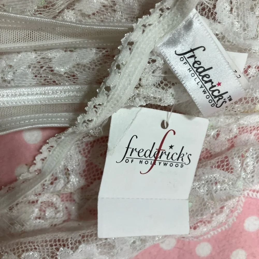 Frederick’s of Hollywood lace intimate underwear/Pink Panty L NWT